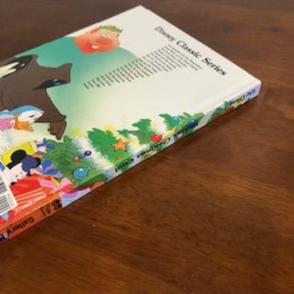 Walt Disney Mickey’s Christmas Carol Vintage Book Pre-Owned. - Picture 5 of 15